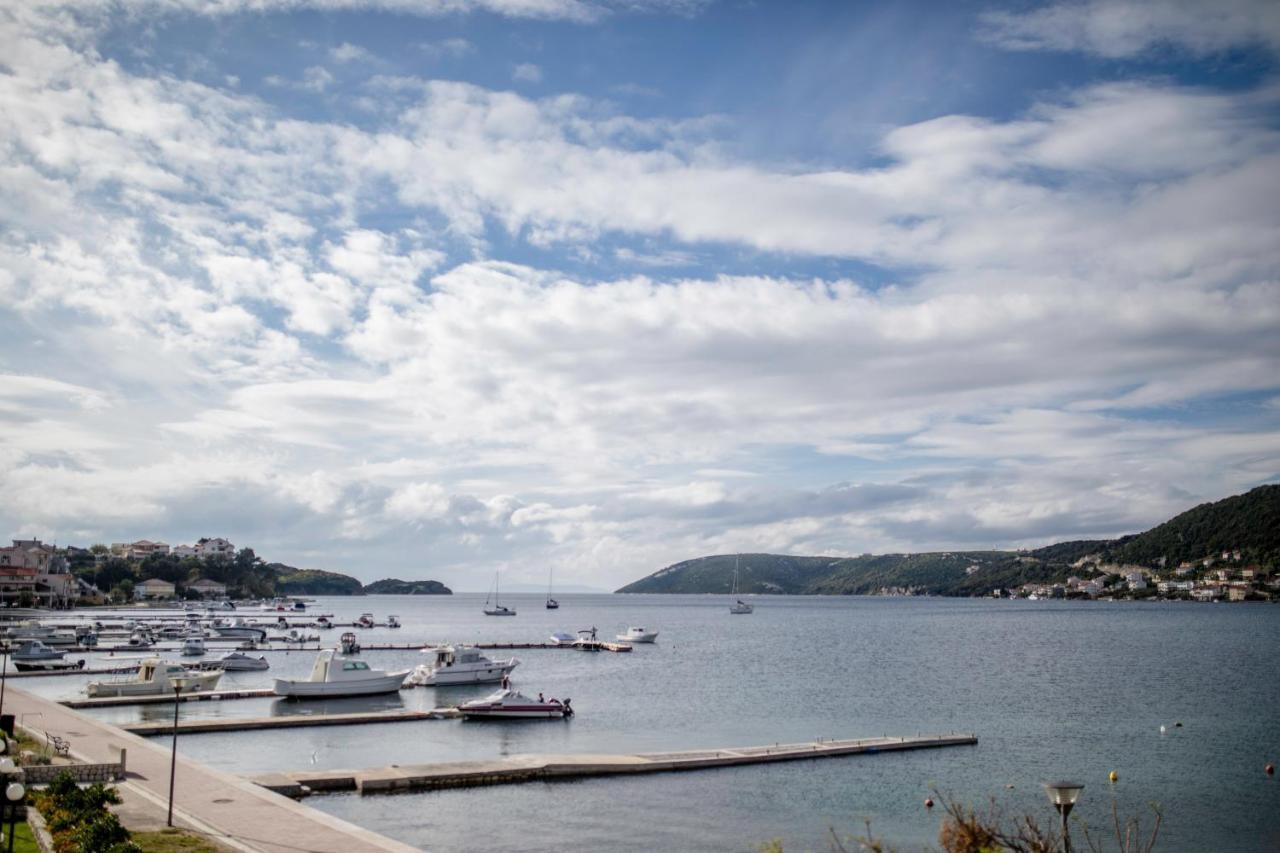 Apartments By The Sea Supetarska Draga - Donja, Rab - 11769 Luaran gambar