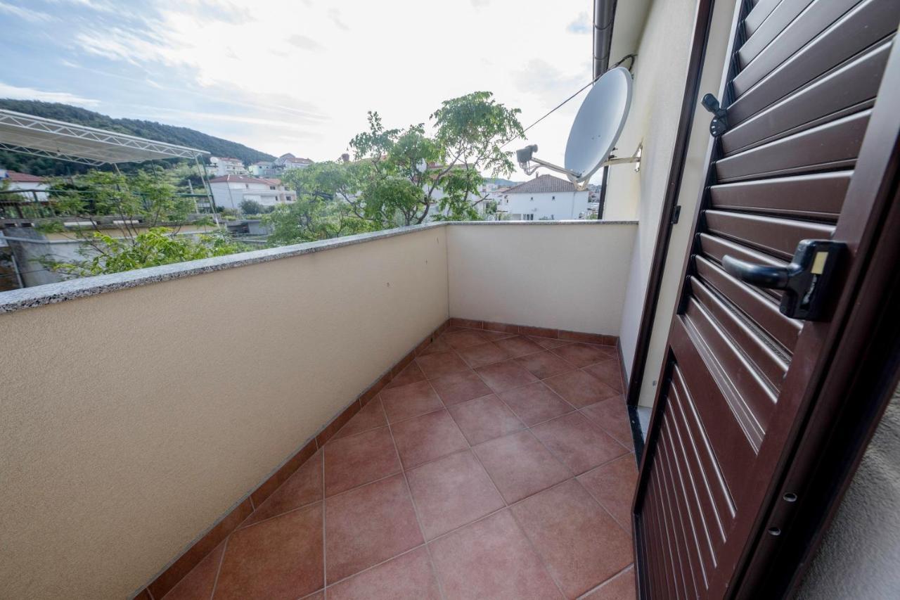 Apartments By The Sea Supetarska Draga - Donja, Rab - 11769 Luaran gambar