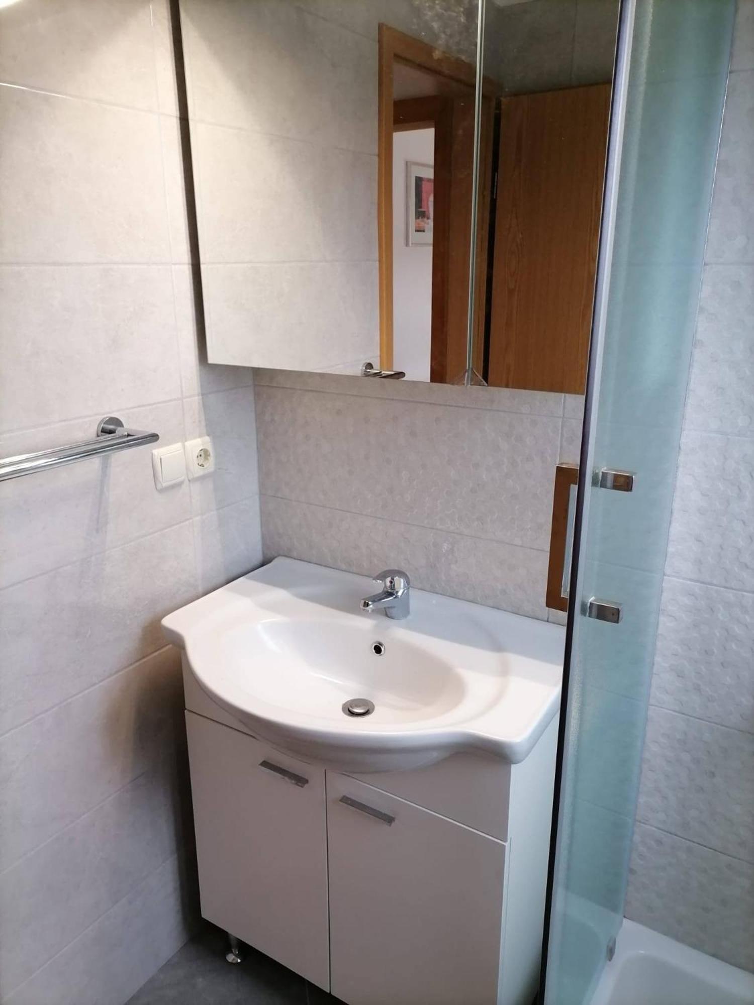 Apartments By The Sea Supetarska Draga - Donja, Rab - 11769 Bilik gambar